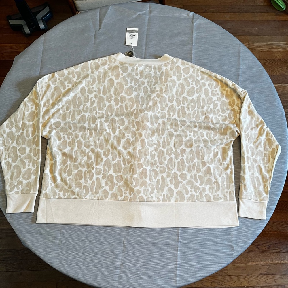 NWT Mud Pie Cream Tan Leopard‎ Animal Print Lightweight Cardigan Sweater - Picture 3 of 6